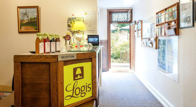 Logis Hôtel le Corneille, Prenota Hotel Hotel a Aquitania con colazione, Colazione