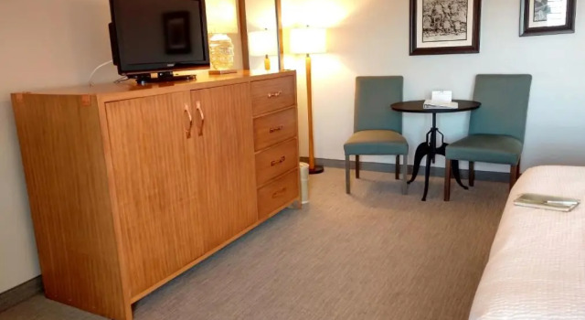 Двухместный номер Superior 456 Embarcadero Inn & Suites