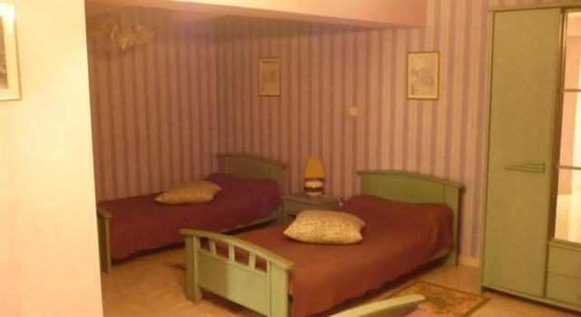 Domaine de la Rode Buze, Book Hotel Hoteller i Cahors med parkering, Parkering