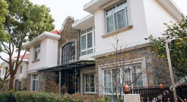 Четырёхместный семейный люкс Youjian Jingshe Hostel