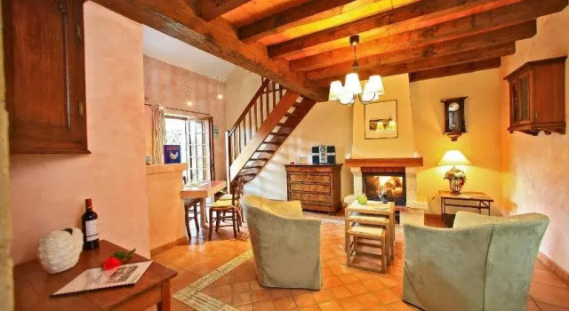 Au Jardin Fleuri, Book Hotel Bosset Red Perigord
