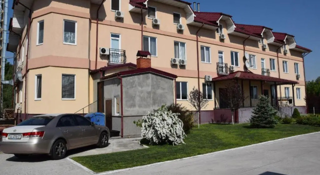 SunLake Hotel Osokorki, Rezervovat Hotel Levné hotely v Kyjev