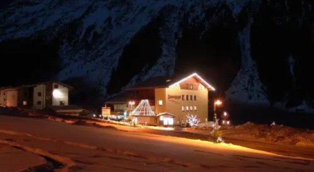 Pension Steinkogel, Prenota Hotel Sankt Leonhard im Pitztal 