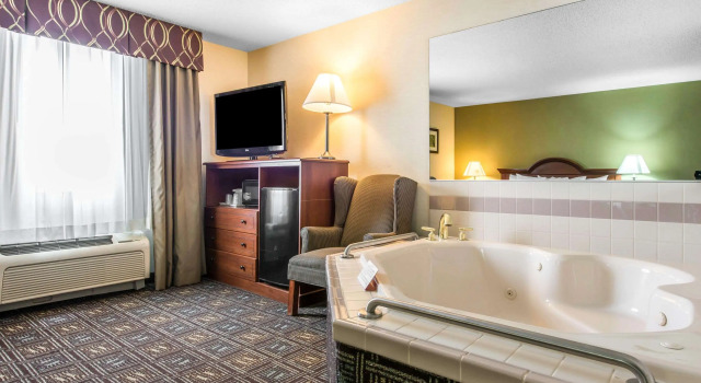 Двухместный номер Standard Comfort Inn Weirton - Steubenville