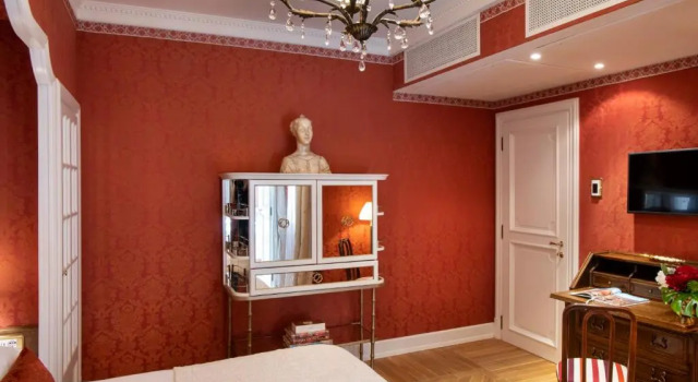 Номер Connecting Helvetia&Bristol Firenze   Starhotels Collezione