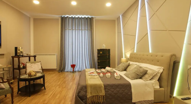 Двухместный номер Standard с балконом REGGIA & DINTORNI ROOMS A CASERTA