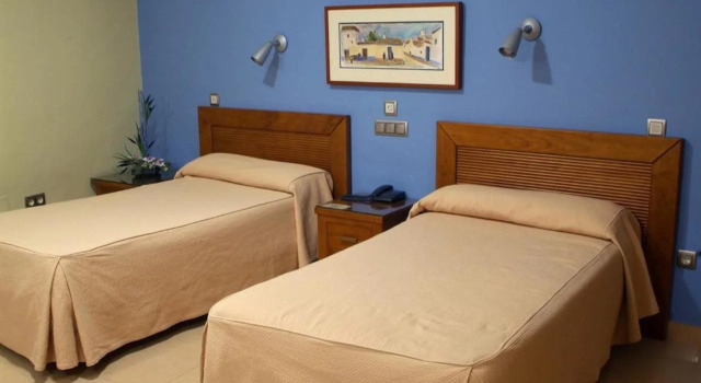 Hotel Menano, Забронировать Отель Мансанарес Ciudad Real Province