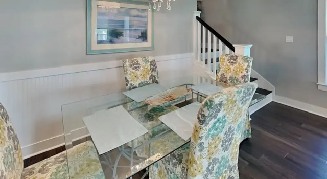 Rosé By The Bay by Ryson Vacation Rentals