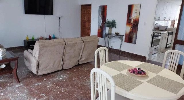 Condado San Juan Prime location 5minsWalk To Beach, Забронировать Отель Кондадо Сан-Хуан, рядом с Пляж Condado Beach