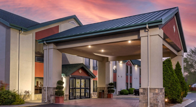Best Western Plus Springfield Airport Inn