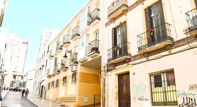 Letmalaga Two Sidewalks, Забронировать Отель Малага - центр Малага, рядом с Музей Кармен Тиссен