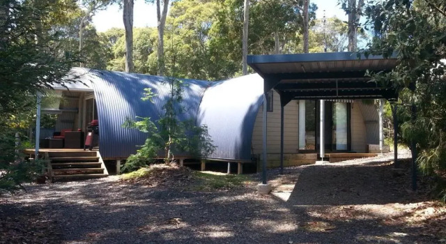 Deedy's Nest -Couple's Retreat at Mystery Bay, Prenota Hotel Mystery Bay New South Wales