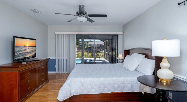 14927 Bonaire Circle by Coastal Vacation Properties, Забронировать Отель Айона Fort Myers Area