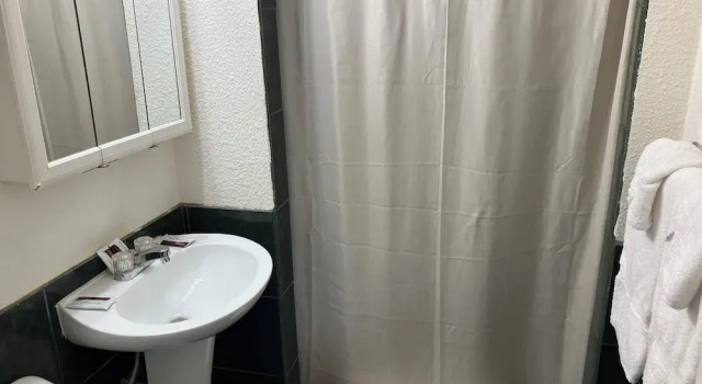 Номер Standard Buckeye Motor Hotel