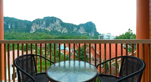 Трёхместный номер Deluxe Aonang Regent Hotel