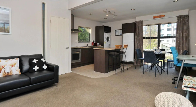 Carlton Penthouse, Забронировать Отель Отели Крайстчёрч с парковкой, Парковка