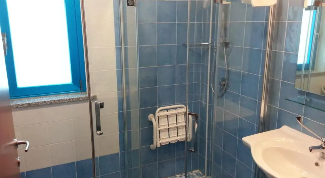 Двухместный номер Standard с частичным видом на море Serpa Hotel