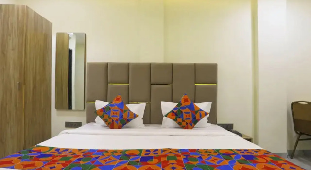 Номер Luxury Fabhotel Gaurav Inn