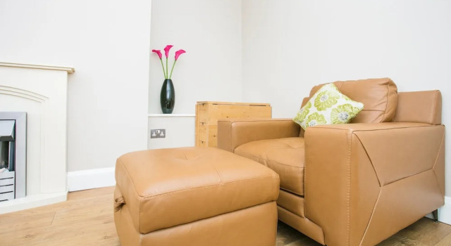 2 Bedroom Flat in West London