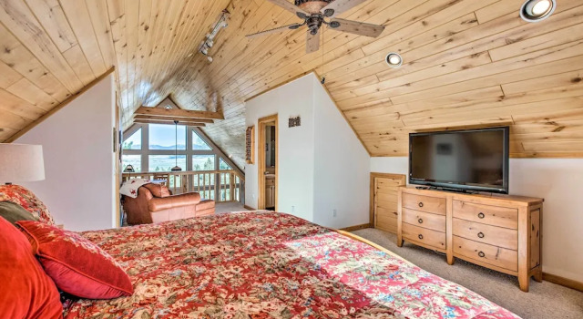 Коттедж с 4 комнатами Stunning Angel Fire Home w/ Views: 3 Mi to Slopes