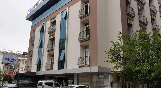 Berrak Su Hotel, Забронировать Отель Отели провинции Антальи с парковкой, Парковка