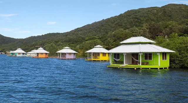 Бунгало с видом на море Mango Creek Resort