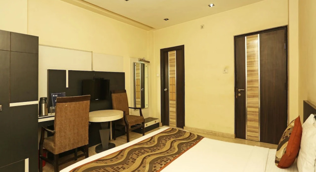 Двухместный номер Standard OYO 1671 Hotel Sundaram