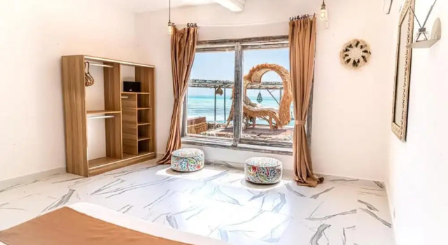 Двухместный номер Standard с балконом и с видом на море Coral Rocks Hotel & Restaurant