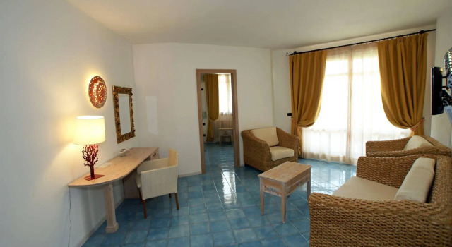 Hotel Resort & Spa Baia Caddinas, Rezervați Stațiune Hoteluri în Emerald Coast cu piscină, Piscină