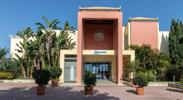 Apostolata Island Resort & Spa, Забронировать Курортный отель Скала Кефалония
