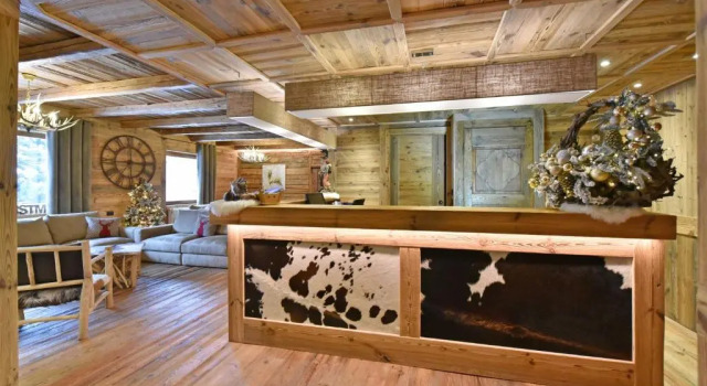 Hotel La Rouja, Забронировать Отель Аяс Шамполюк