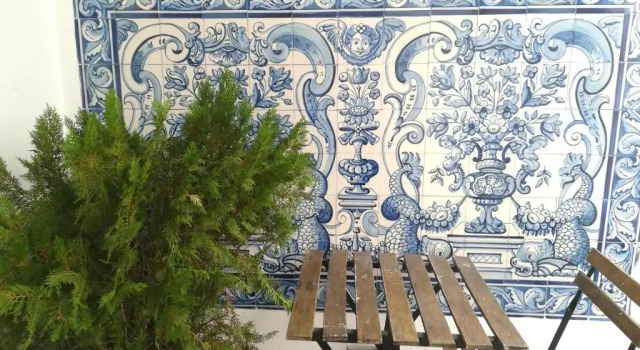 Кровать в общем номере Old Évora Guest House