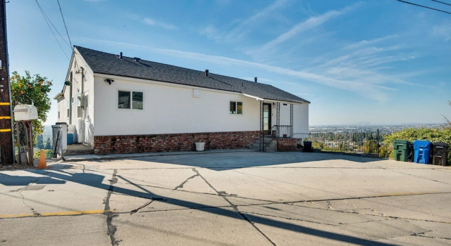 Charming Whittier Home w/ Views: 17 Mi to LA, Забронировать Отель Отели Уитиер 3 звезды, 3*