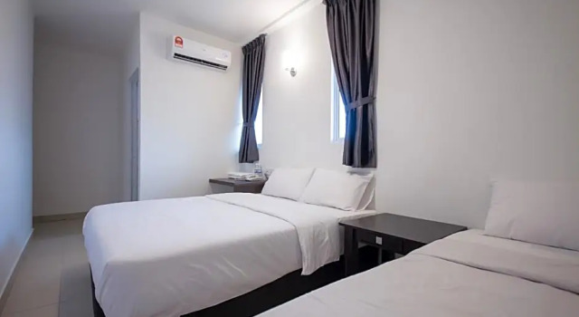 O podwyższonym standardzie trzyosobowy pokój D Nice Hotel