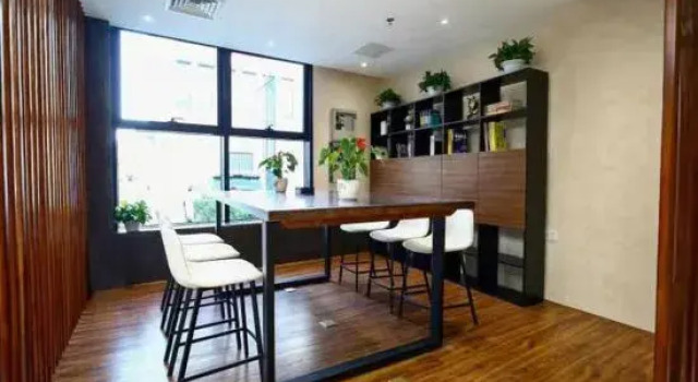 Super 8 Hotel (Beijing New International Exhibition Center Ditan Hospital)