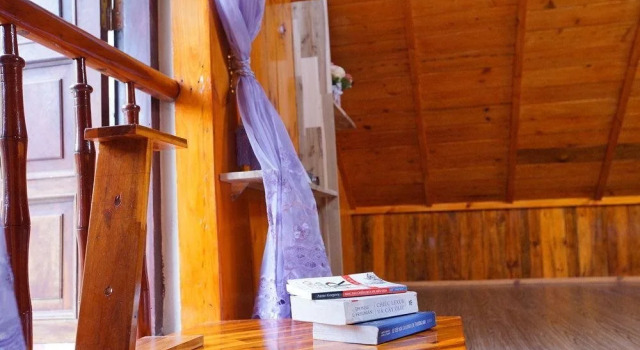De Roses Ha Long Homestay Hostel, Book Hostel Hostels in Quang Ninh, Hostel