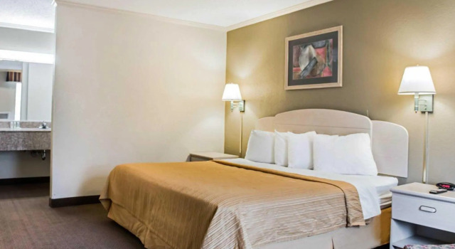Номер Standard Quality Inn Tallahassee near University