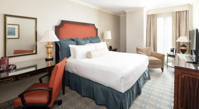 Standard Vierer Zimmer mit Balkon und mit Stadtblick The Berkeley Hotel