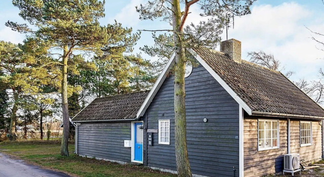 8 Person Holiday Home in Nexø, Book Feriehus Villaer i Nexø, Villa