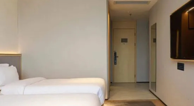 Standard Zimmer Hotel Leisure 台中輕行旅