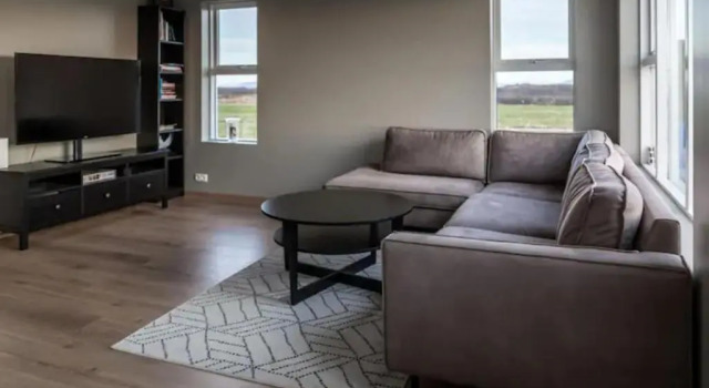 Beautiful house in the nature of West Iceland, Réserver Hôtel Hôtels à Borgarnes avec parking, Parking