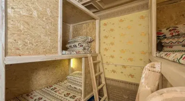 Кровать в общем номере (мужской номер) Original Hostel (Dulai Tebage Township)