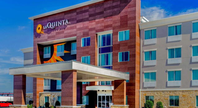La Quinta Inn & Suites by Wyndham Northlake Fort Worth