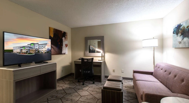 Номер Executive Wingate by Wyndham Charlotte Concord Mills/Speedway