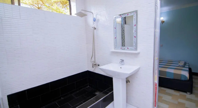 Апартаменты Lamada Apartments