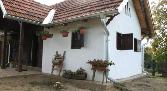 Апартаменты c 1 комнатой с красивым видом из окна Farmica, Bed&Breakfast, Bazen izdvojen nekoliko minuta hoda