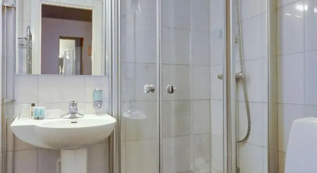 Одноместный номер Standard Crystal Plaza Hotel