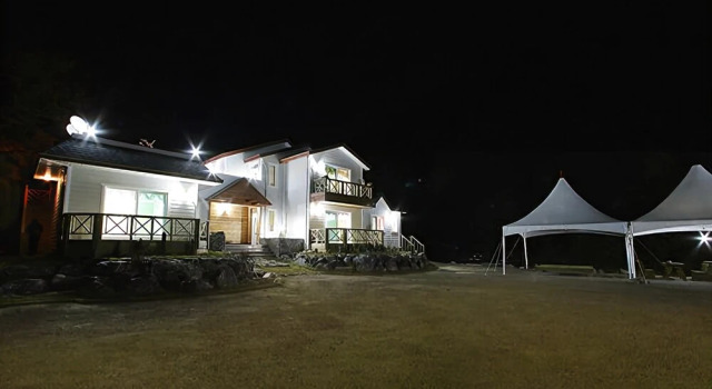 Yeongwol Hanbando River Pension, Boek Hotel Hotels in Gangwon-Do met parkeren, Parkeren