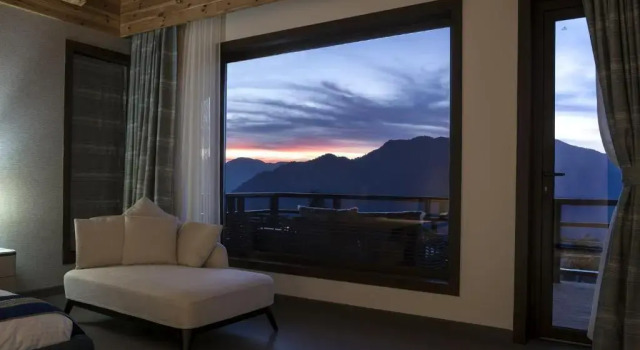 Amayaah Luxury Spa Resorts, Rezervovat Lázně / Resort Rišikéš Uttarakhand