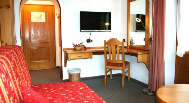 Hotel Alpensonne, Забронировать Отель Миттелберг 